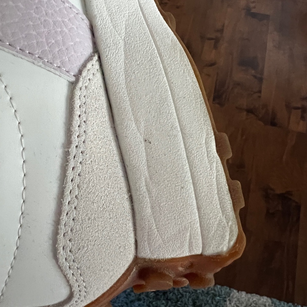 New Balance 327 Sneakers - Picture 10 of 10